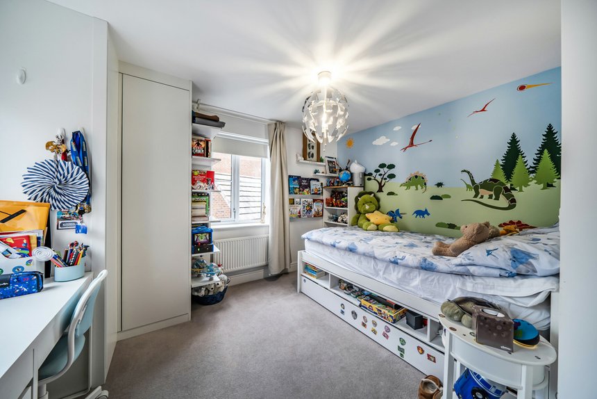 for sale truesdales london 64210 - Gibbs Gillespie