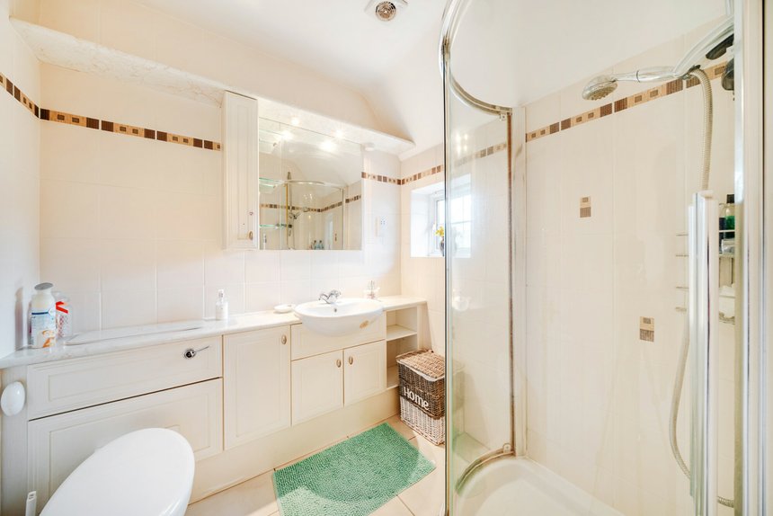 for sale the broadwalk london 64221 - Gibbs Gillespie