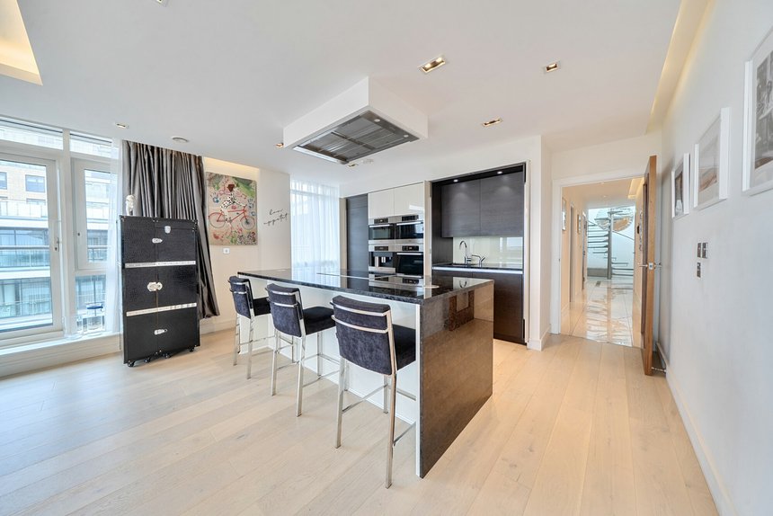 for sale longfield avenue london 64272 - Gibbs Gillespie