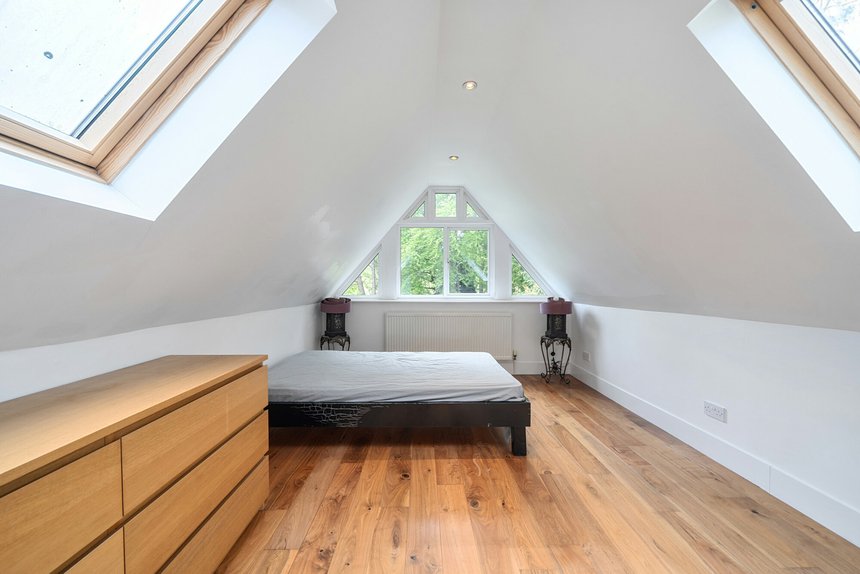for sale astons road london 64518 - Gibbs Gillespie