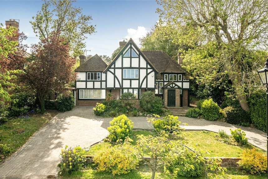 for sale astons road london 64518 - Gibbs Gillespie