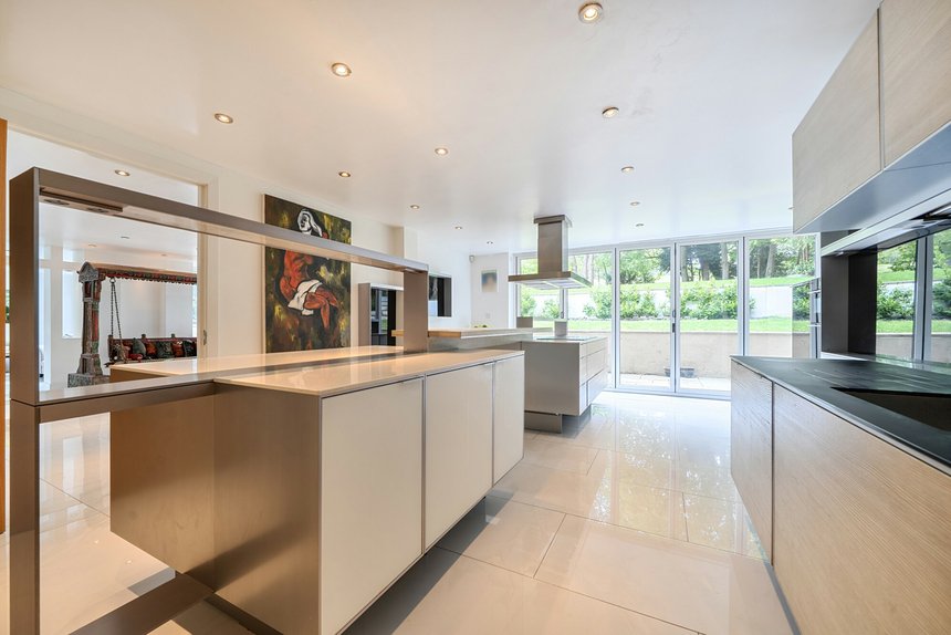 for sale astons road london 64518 - Gibbs Gillespie