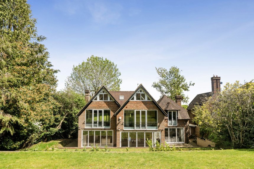 for sale astons road london 64518 - Gibbs Gillespie