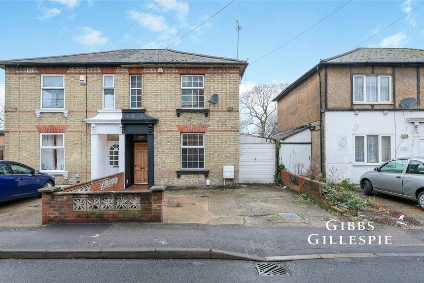 to let new road london 65786 - Gibbs Gillespie