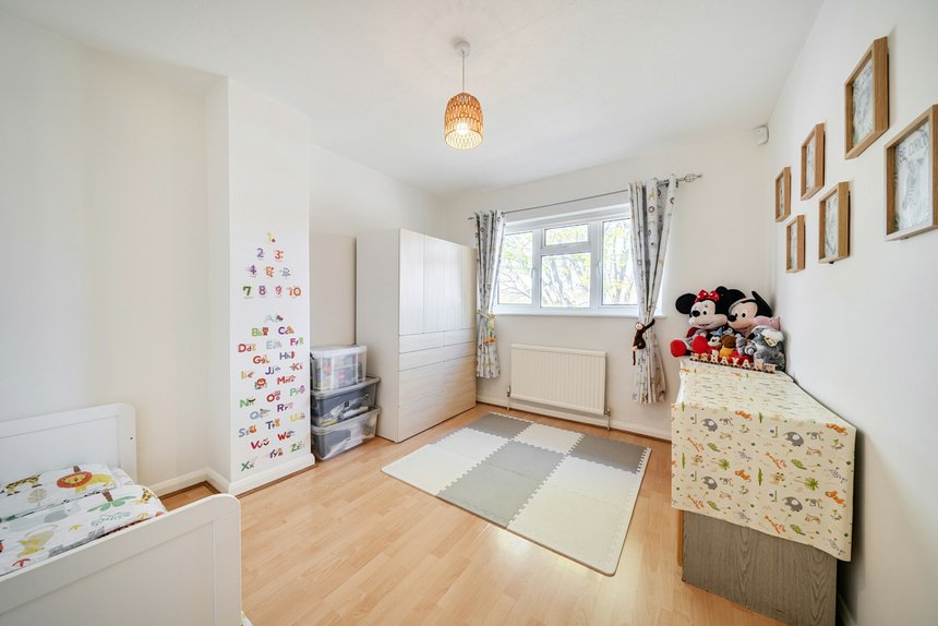 under offer cedar avenue london 65866 - Gibbs Gillespie