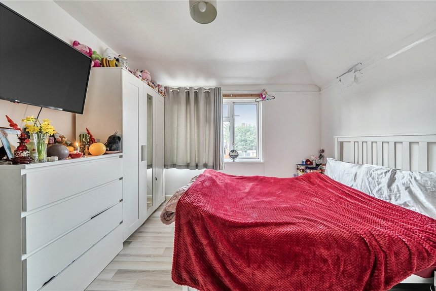 sold napier close london 65918 - Gibbs Gillespie