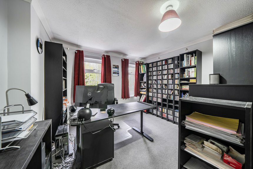 for sale uxbridge road london 66002 - Gibbs Gillespie