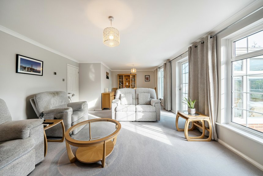 for sale uxbridge road london 66002 - Gibbs Gillespie