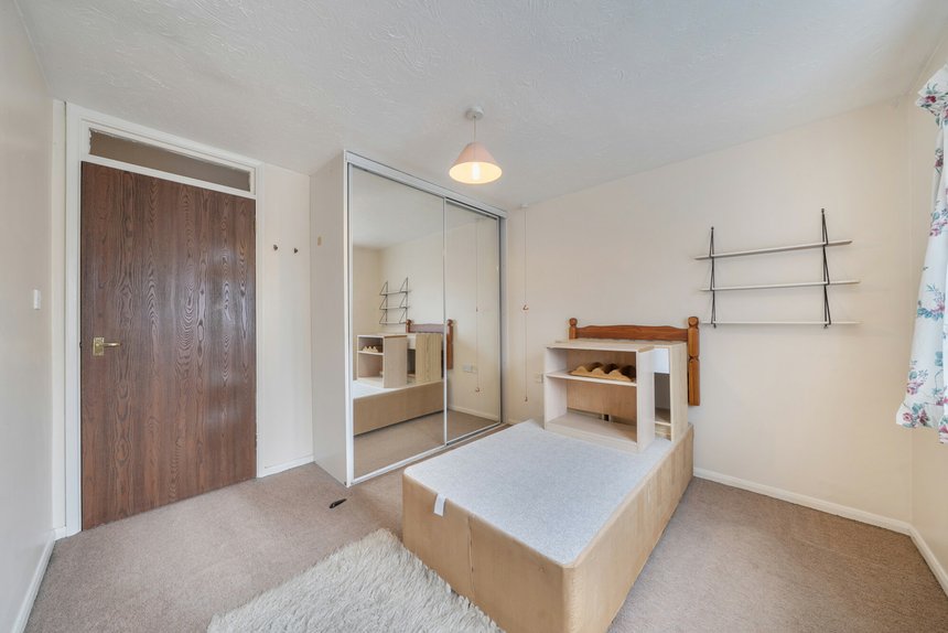 for sale ransom close london 66033 - Gibbs Gillespie