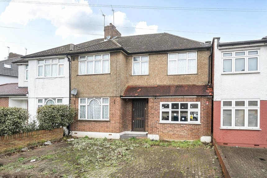 let danemead grove london 66048 - Gibbs Gillespie