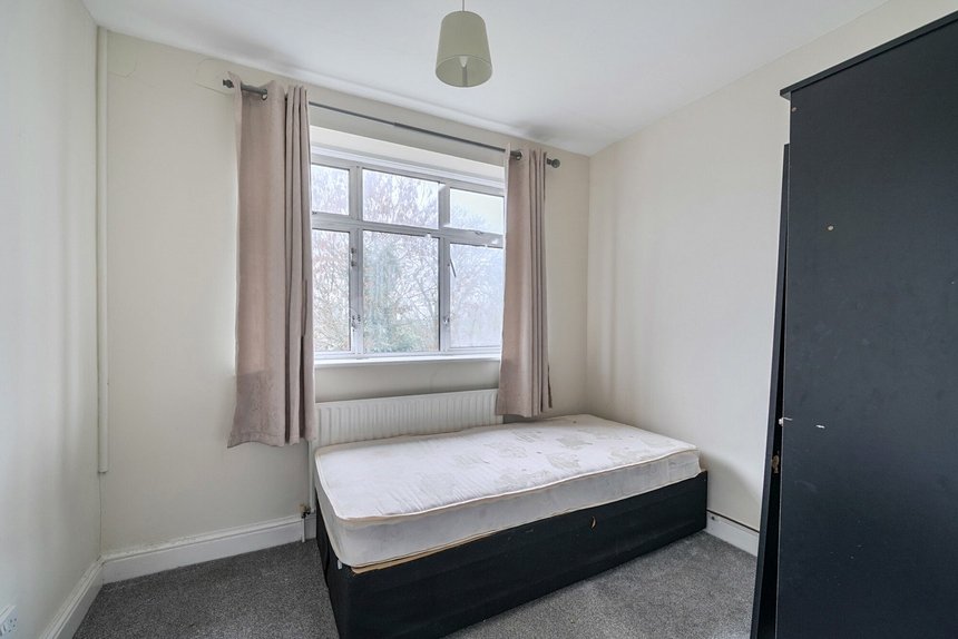 let danemead grove london 66048 - Gibbs Gillespie