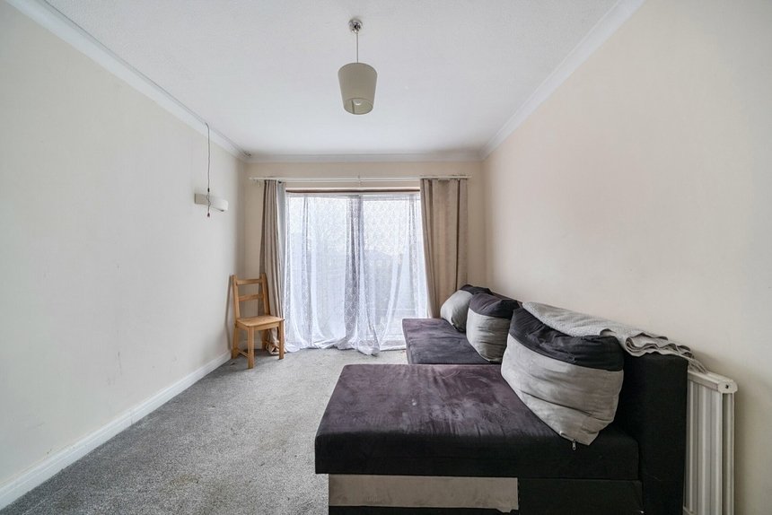 let danemead grove london 66048 - Gibbs Gillespie