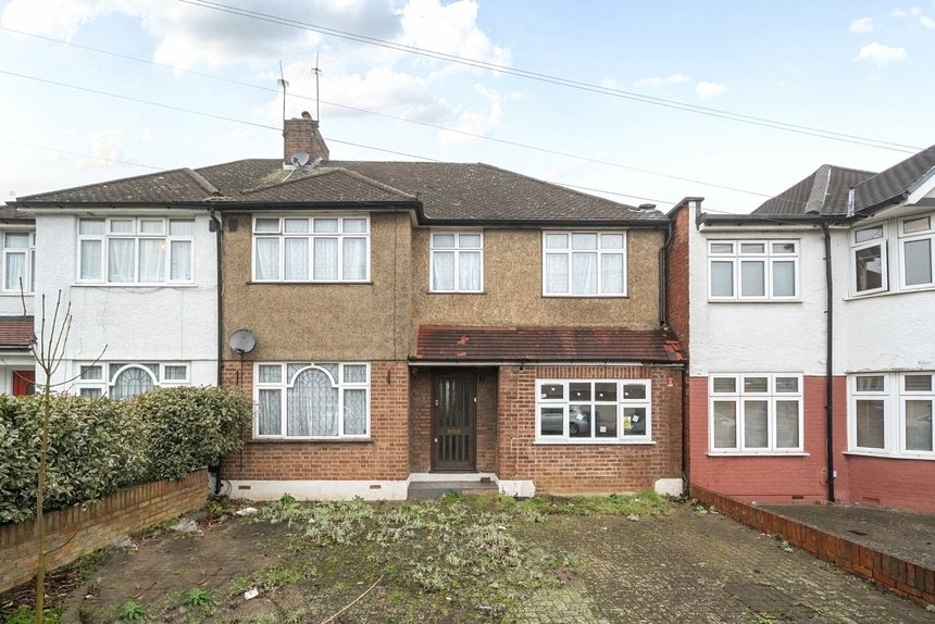 let danemead grove london 66048 - Gibbs Gillespie