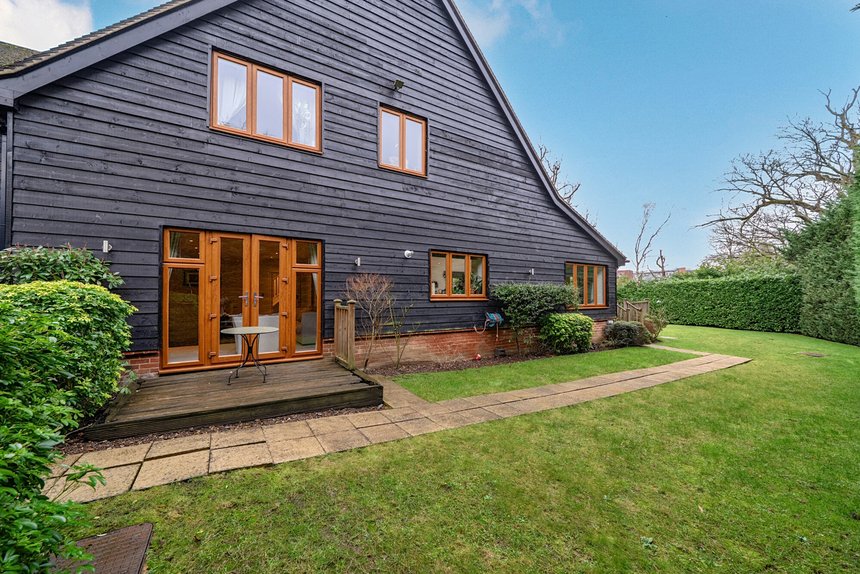 for sale high street london 66136 - Gibbs Gillespie