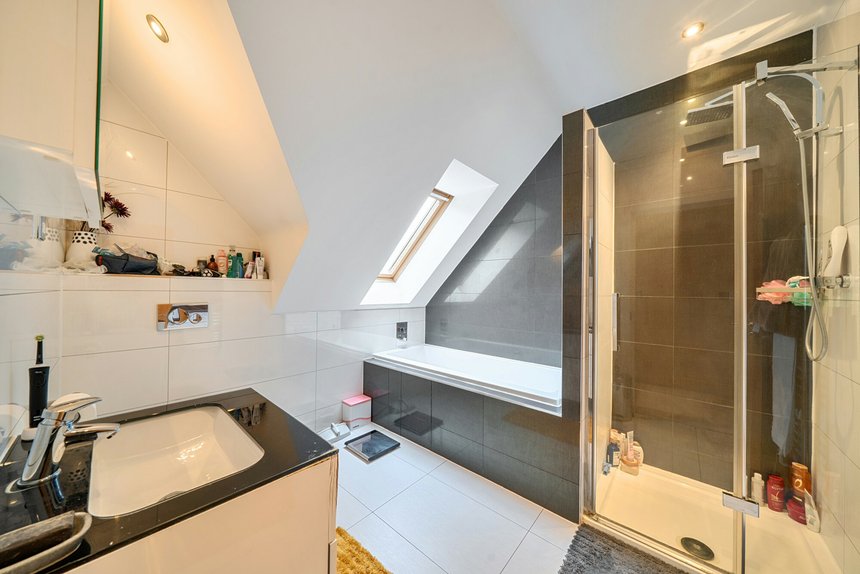 for sale high street london 66136 - Gibbs Gillespie