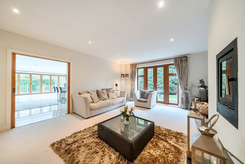 for sale high street london 66136 - Gibbs Gillespie