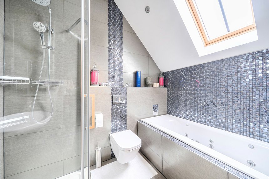 for sale high street london 66136 - Gibbs Gillespie