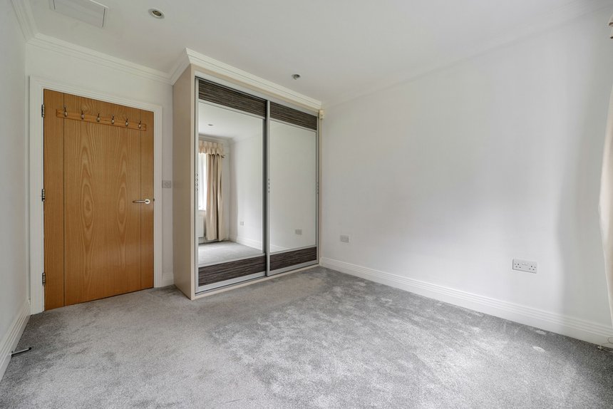 for sale green lane london 66236 - Gibbs Gillespie