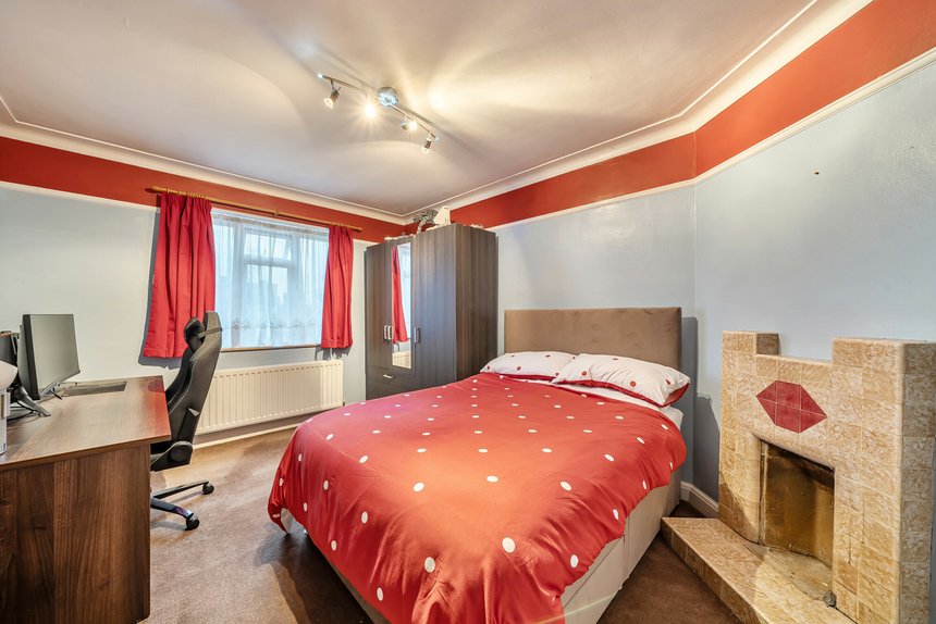 under offer elm grove london 66271 - Gibbs Gillespie