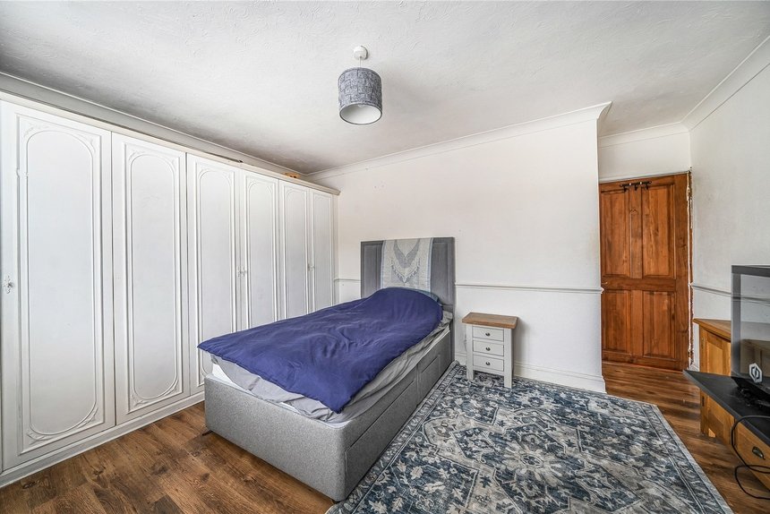 for sale pield court london 66852 - Gibbs Gillespie