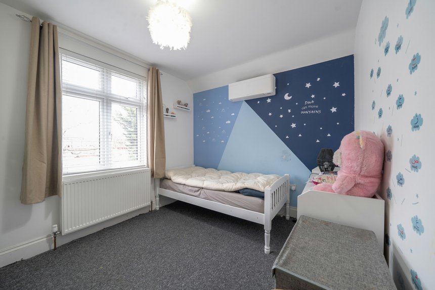 for sale church road london 66958 - Gibbs Gillespie