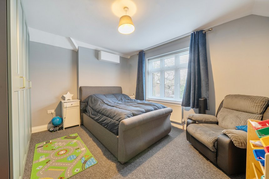 for sale church road london 66958 - Gibbs Gillespie