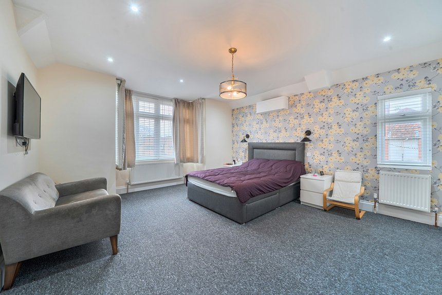 for sale church road london 66958 - Gibbs Gillespie
