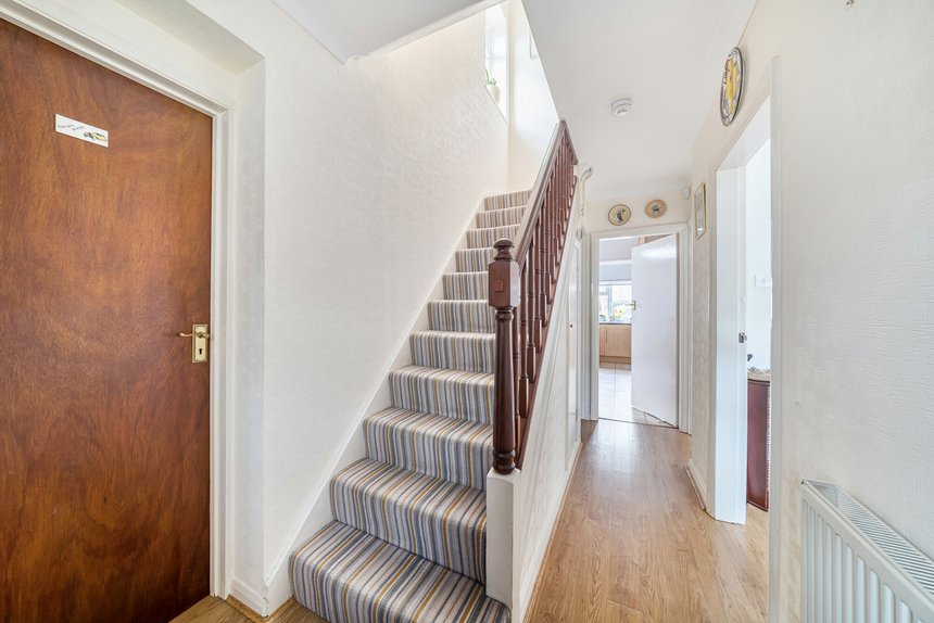 under offer laughton road london 67003 - Gibbs Gillespie
