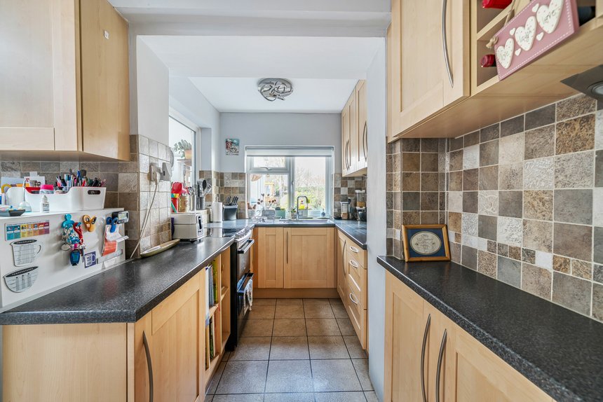 under offer laughton road london 67003 - Gibbs Gillespie