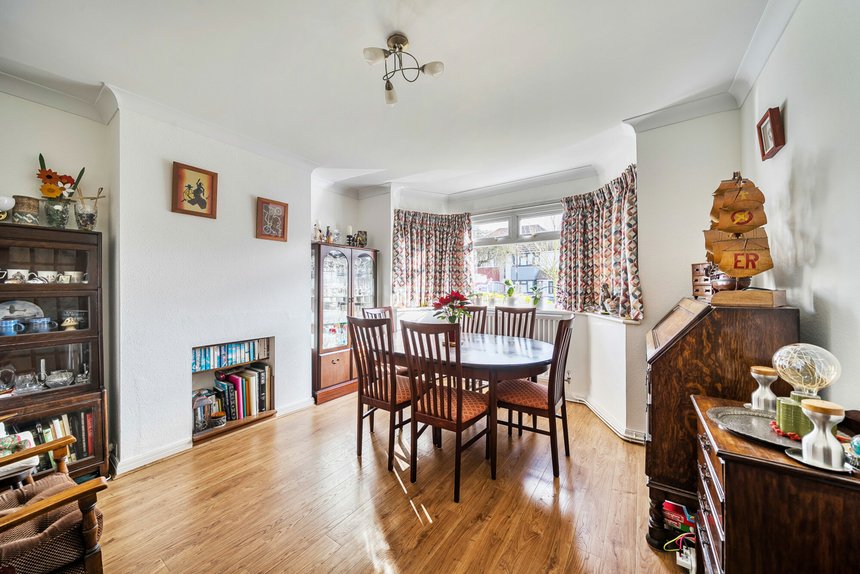under offer laughton road london 67003 - Gibbs Gillespie