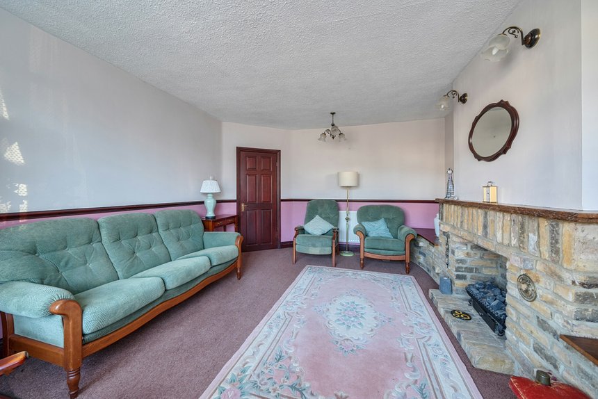 under offer herlwyn avenue london 67118 - Gibbs Gillespie
