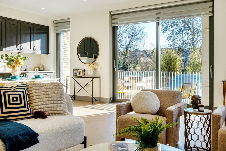 sold carlton road london 67132 - Gibbs Gillespie