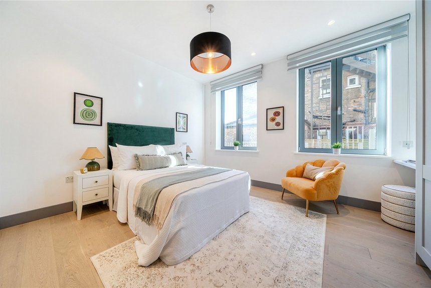 sold carlton road london 67132 - Gibbs Gillespie