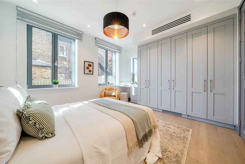 sold carlton road london 67132 - Gibbs Gillespie