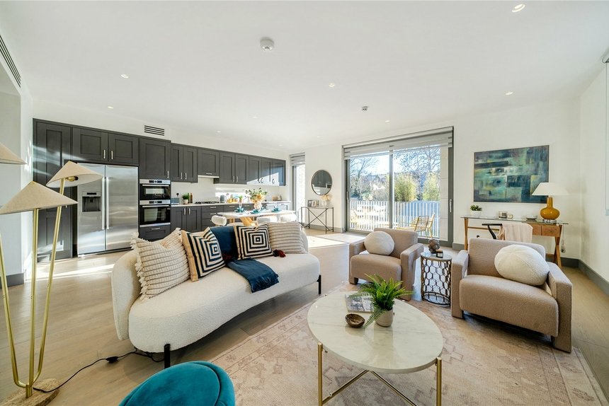 sold carlton road london 67132 - Gibbs Gillespie