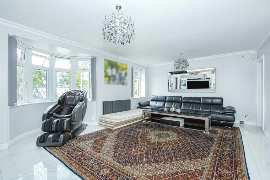 for sale frays avenue london 67200 - Gibbs Gillespie