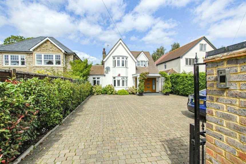 for sale frays avenue london 67200 - Gibbs Gillespie