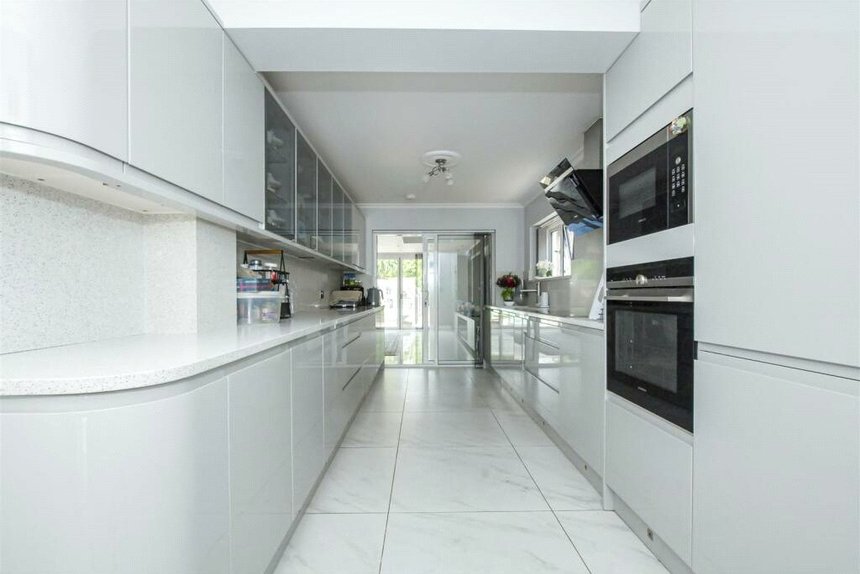 for sale frays avenue london 67200 - Gibbs Gillespie