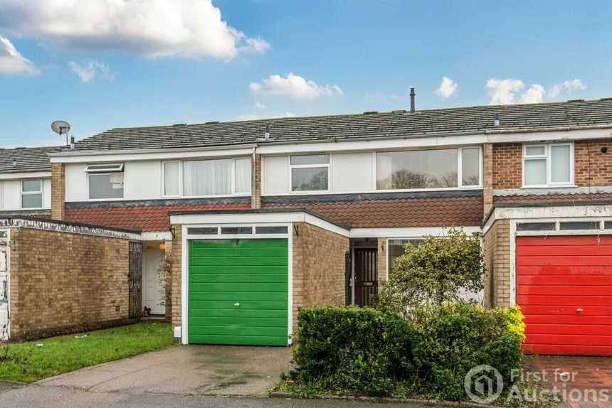 sold crawley drive london 67345 - Gibbs Gillespie