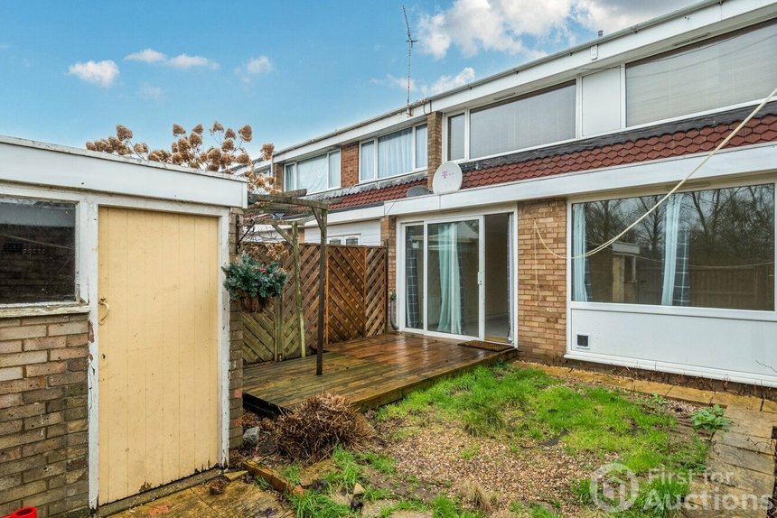 sold crawley drive london 67345 - Gibbs Gillespie
