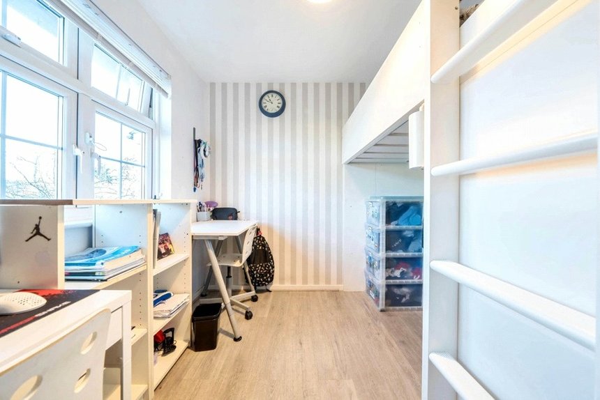sold lowdell close london 67394 - Gibbs Gillespie