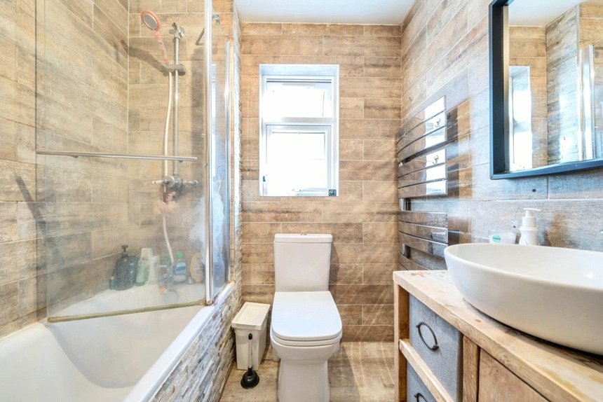 sold lowdell close london 67394 - Gibbs Gillespie