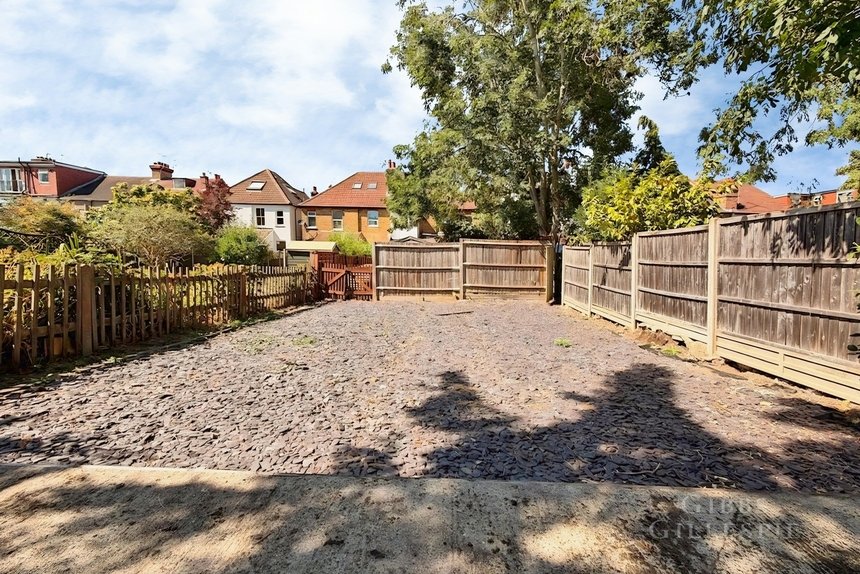 to let longley road london 67600 - Gibbs Gillespie