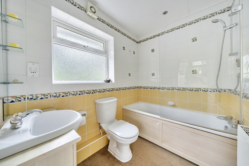 for sale camp road london 67706 - Gibbs Gillespie