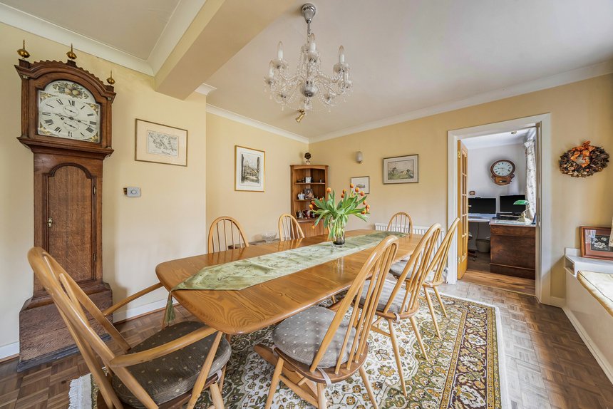 for sale camp road london 67706 - Gibbs Gillespie