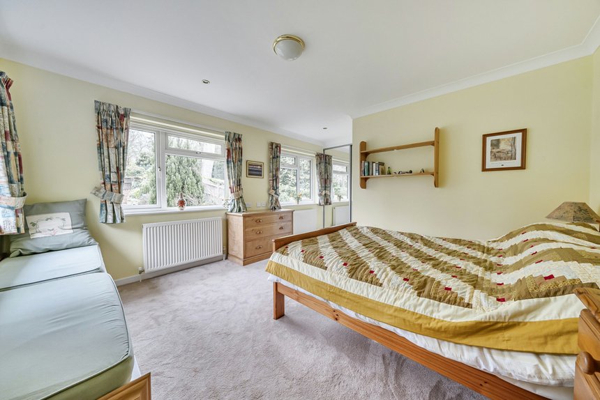 for sale camp road london 67706 - Gibbs Gillespie