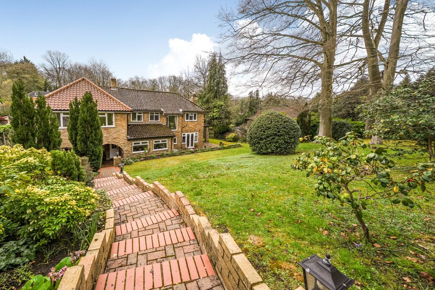 for sale camp road london 67706 - Gibbs Gillespie