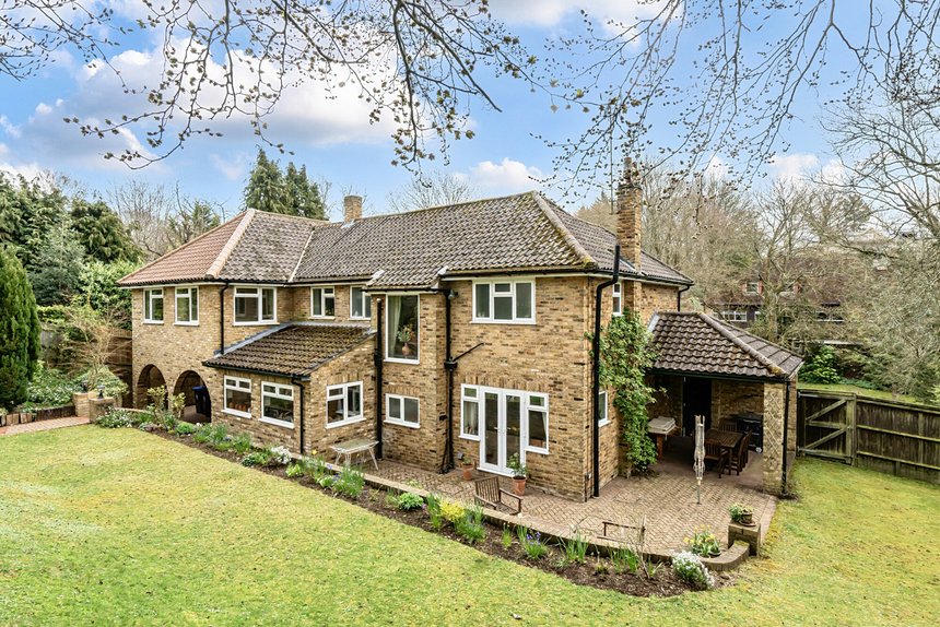 for sale camp road london 67706 - Gibbs Gillespie