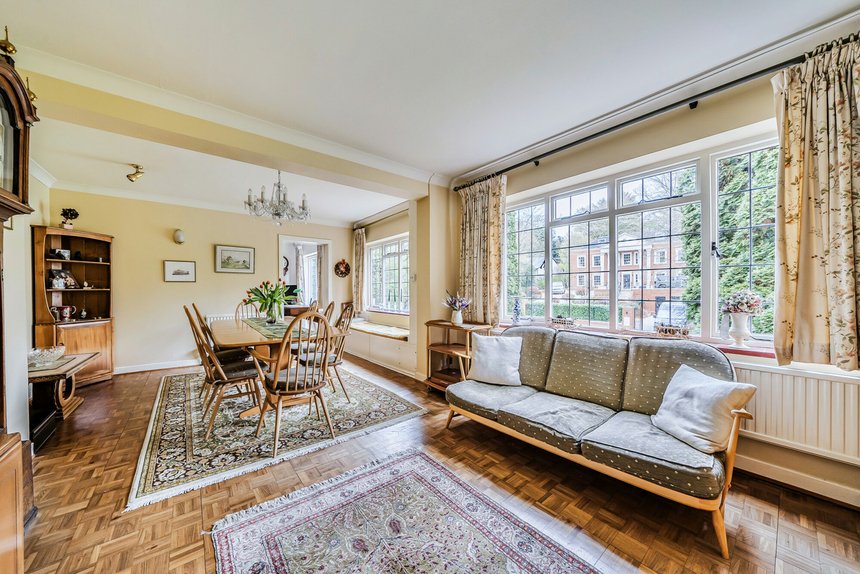 for sale camp road london 67706 - Gibbs Gillespie