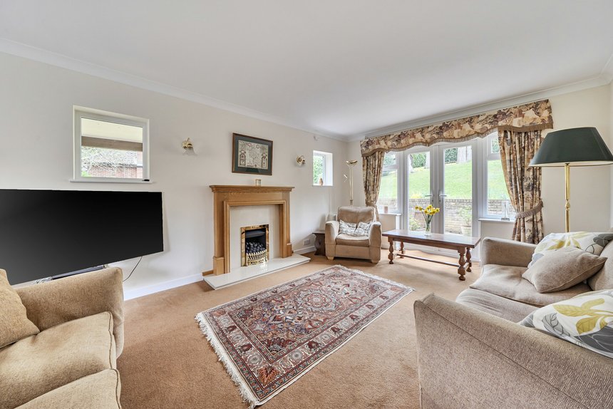 for sale camp road london 67706 - Gibbs Gillespie